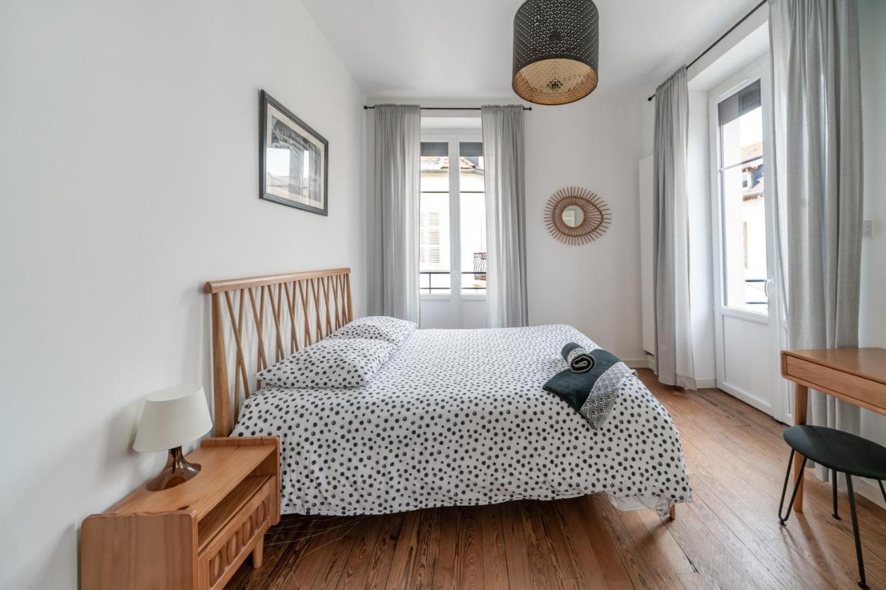 Grande Maison Vichy - Maison Ou Appartements En Centre Ville Exterior photo