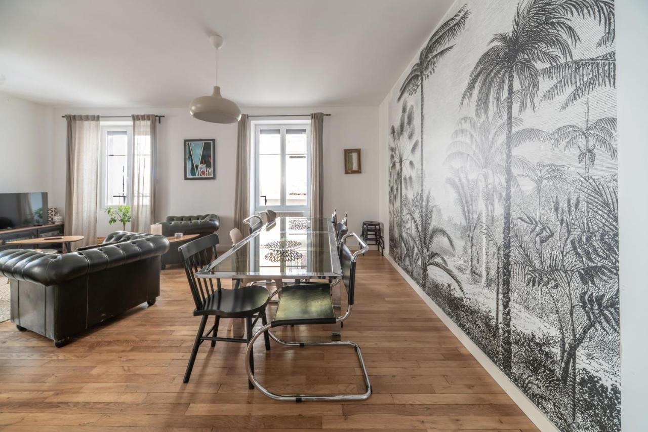 Grande Maison Vichy - Maison Ou Appartements En Centre Ville Exterior photo